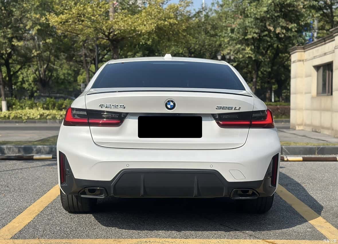 BMW 3 Series, 2024 12