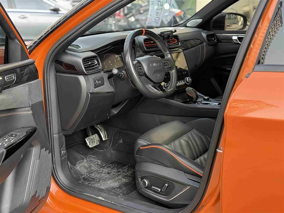 Lynk & Co 02 Hatchback