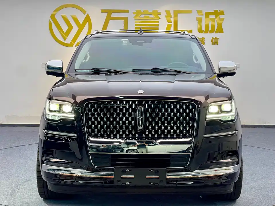 Lincoln Navigator One