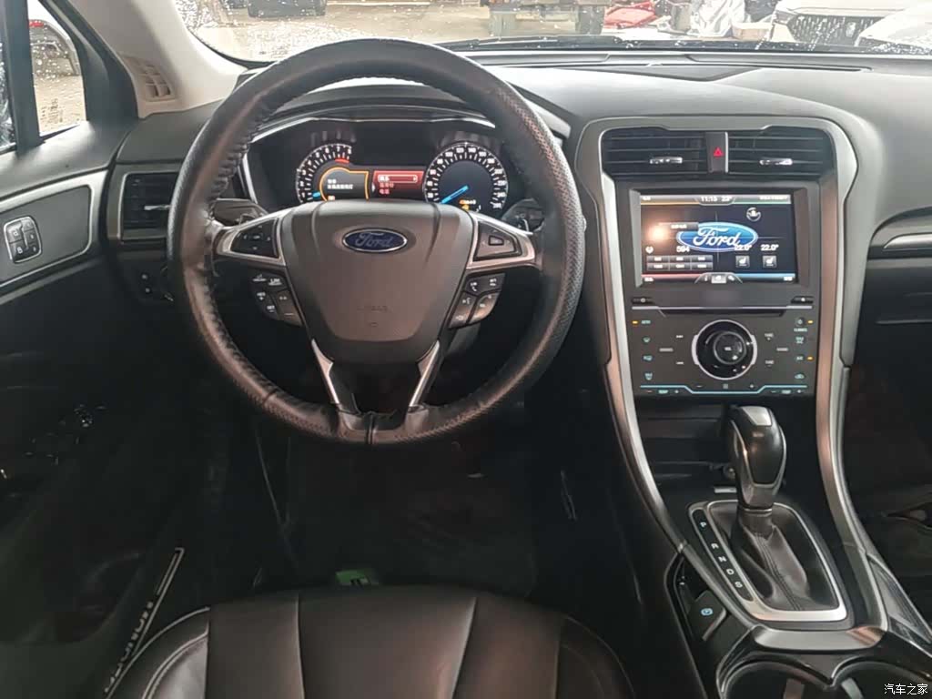 Ford Mondeo, 2015 11