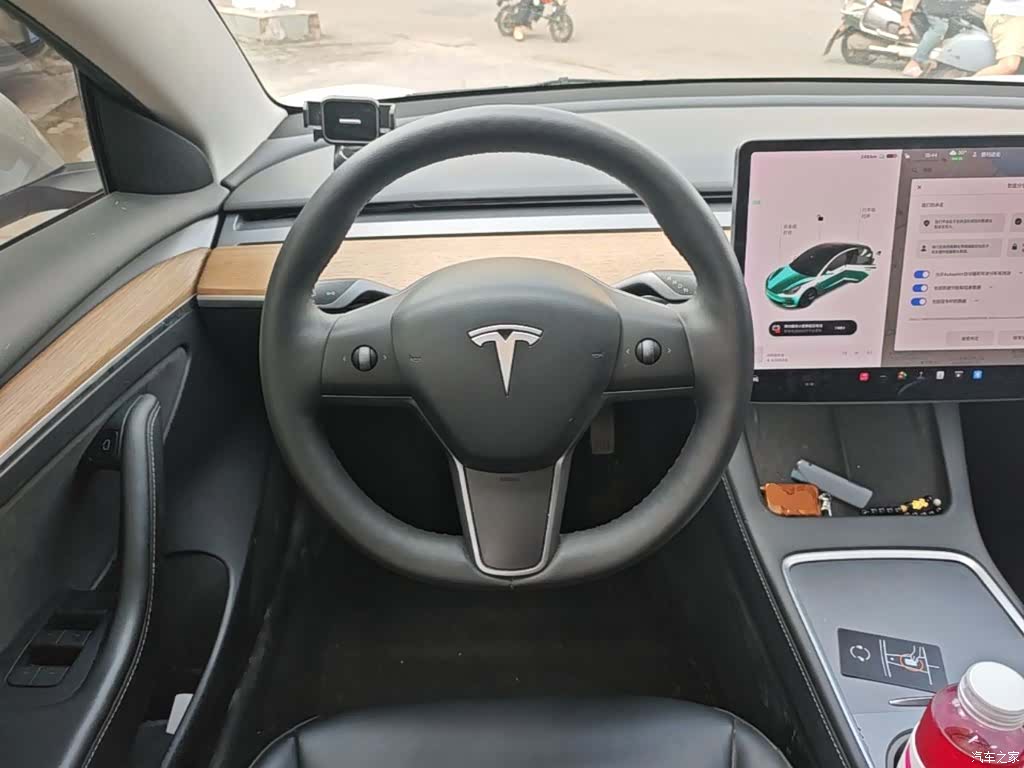 Tesla Model 3, 2021 11
