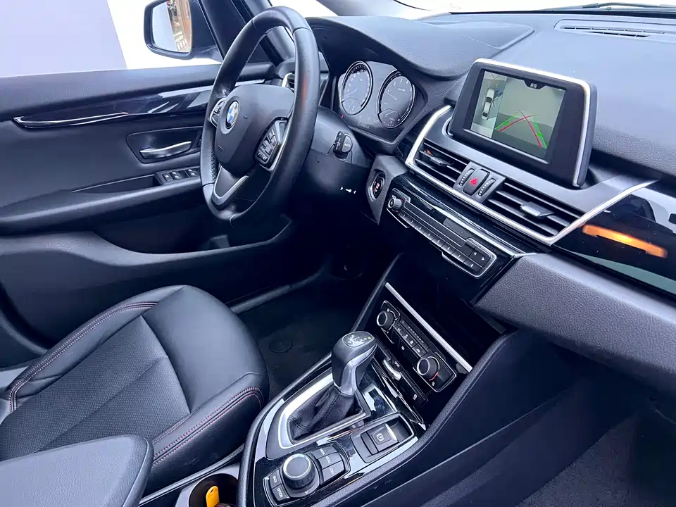 BMW 2 series station wagon