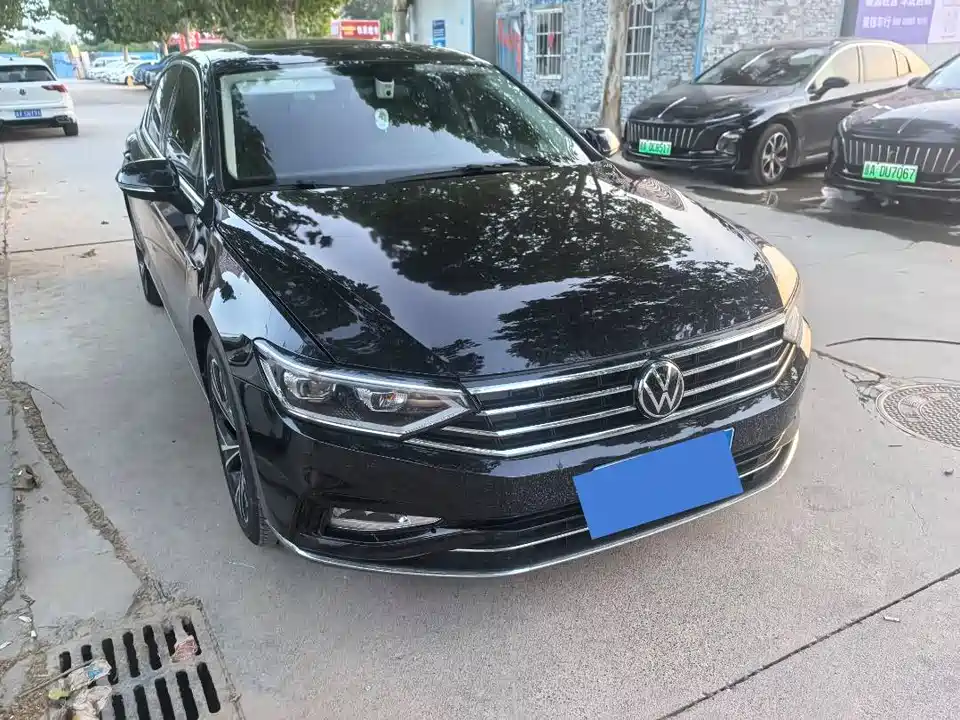 Volkswagen Magotan