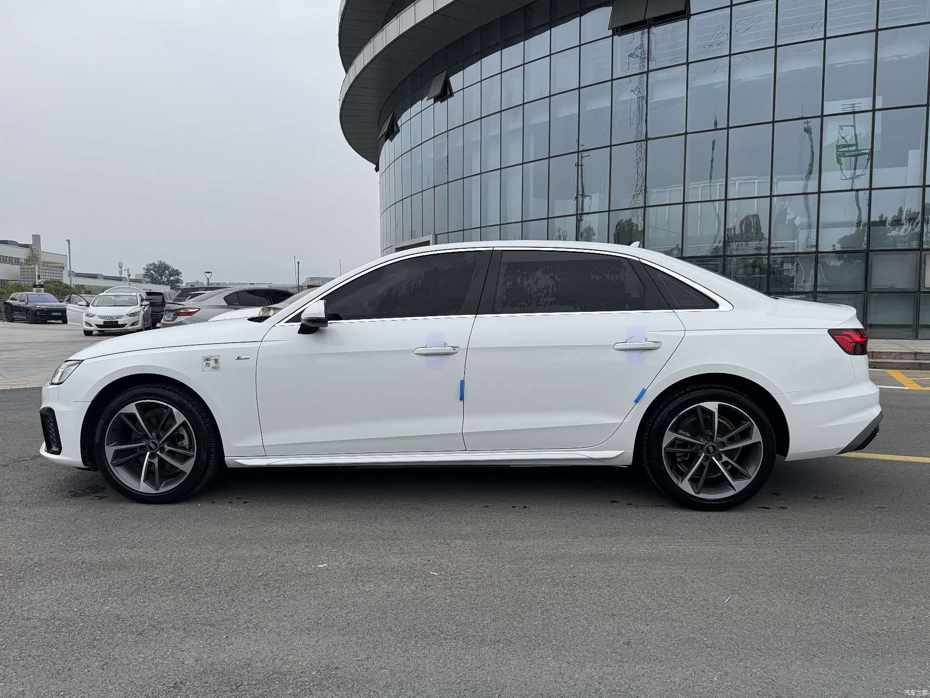 Audi A4L, 2022 18