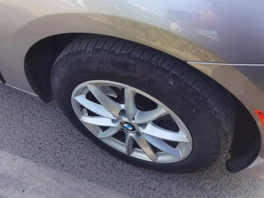 BMW 2 series station wagon