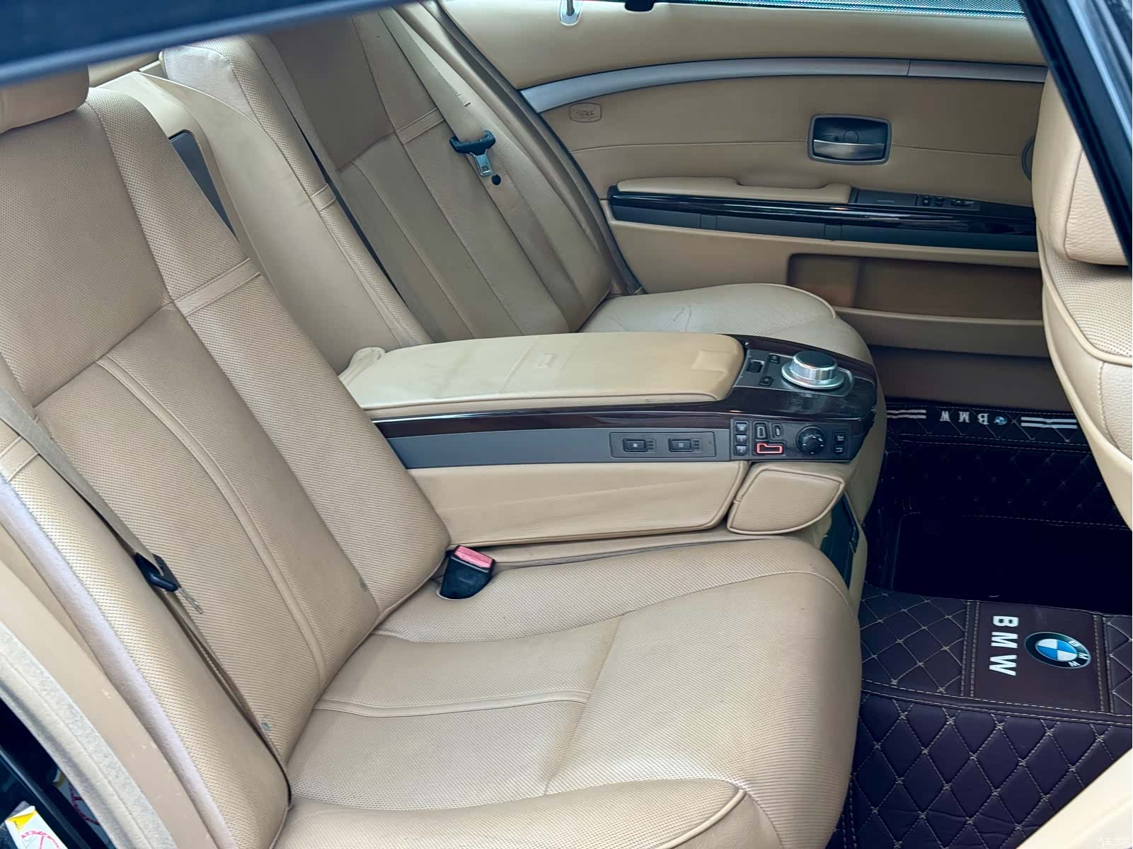 BMW 7 Series, 2008 18