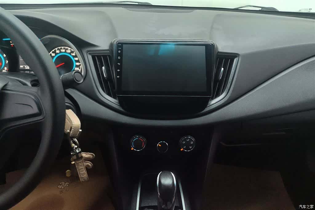Chevrolet 320, 2018 13
