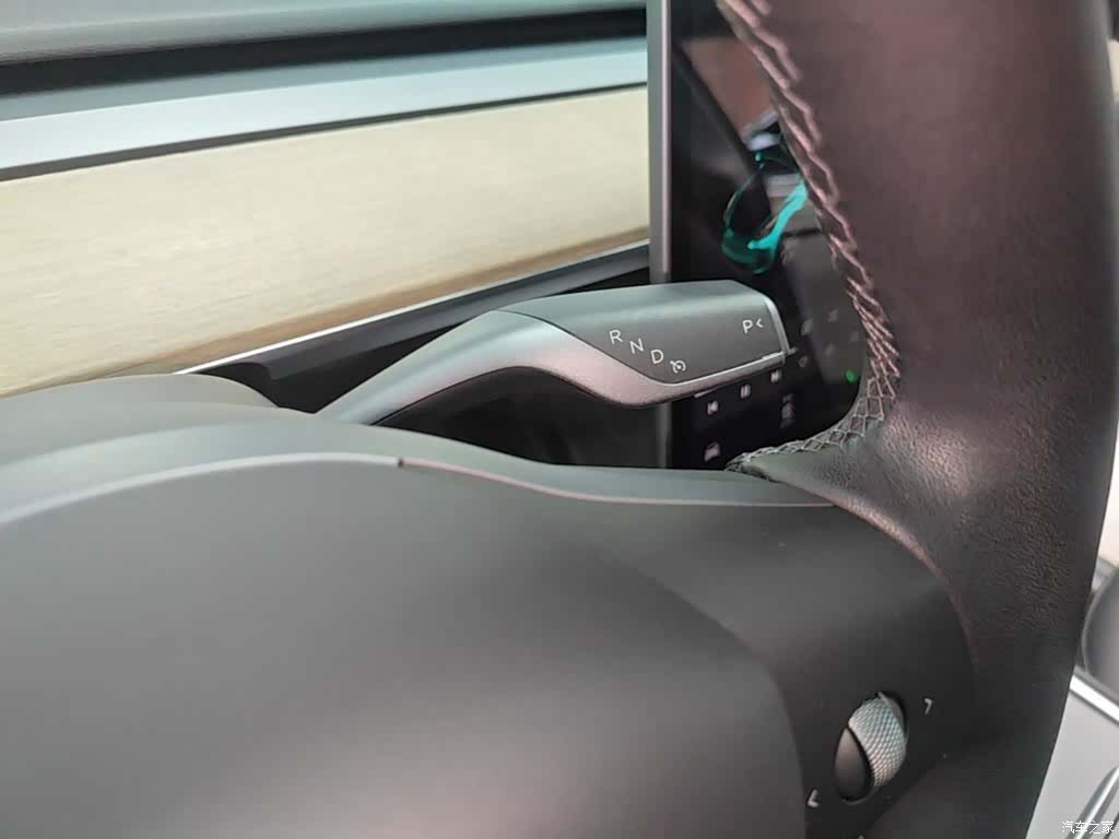 Tesla Model Y, 2021 14
