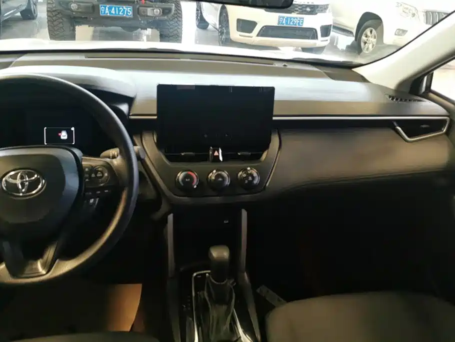 Toyota Corolla Sharp amplifier