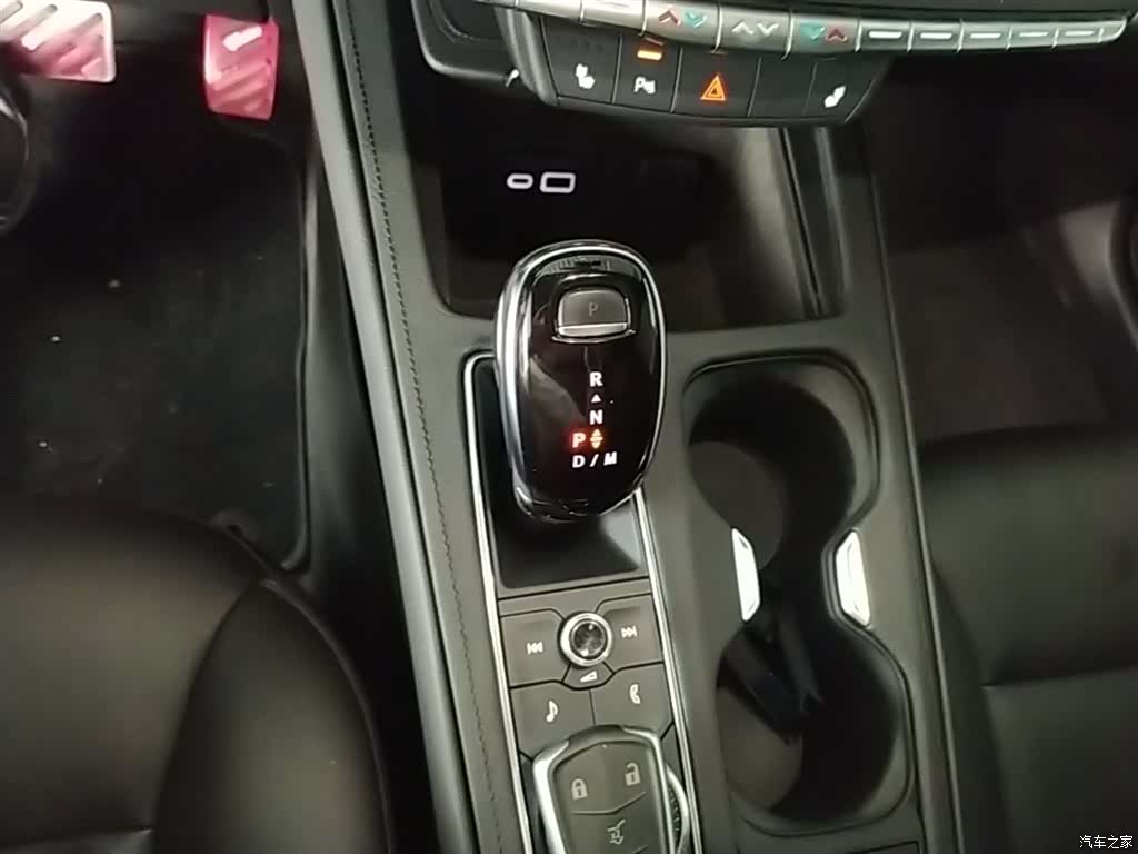 Cadillac XT4, 2021 14