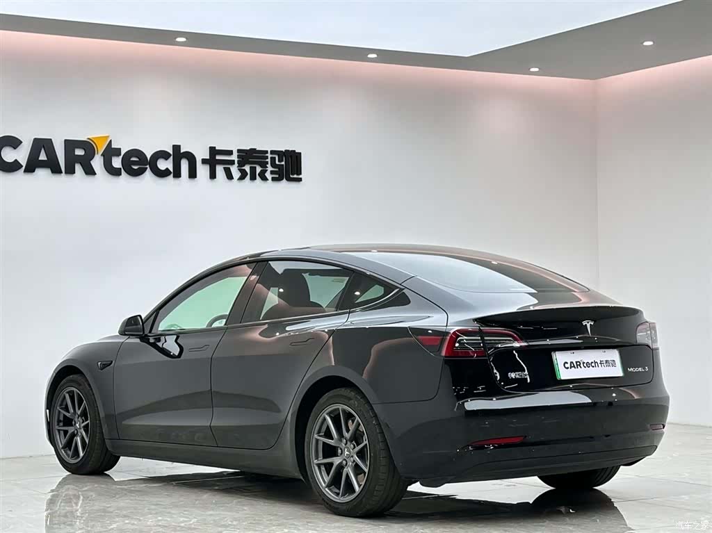 Tesla Model 3, 2021 3