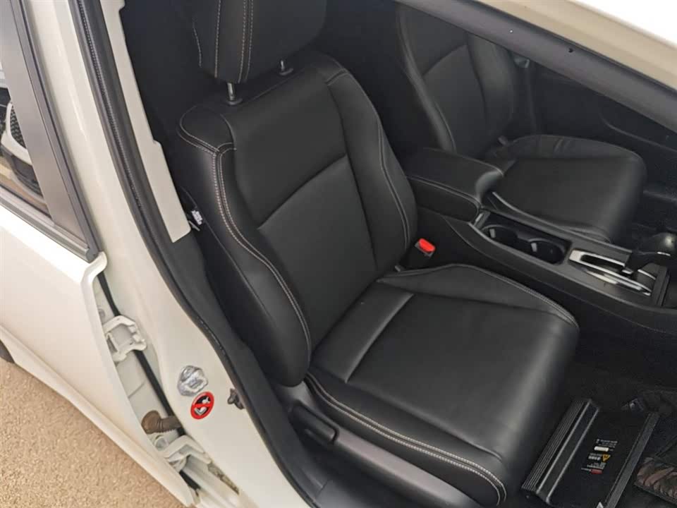 Honda Jade