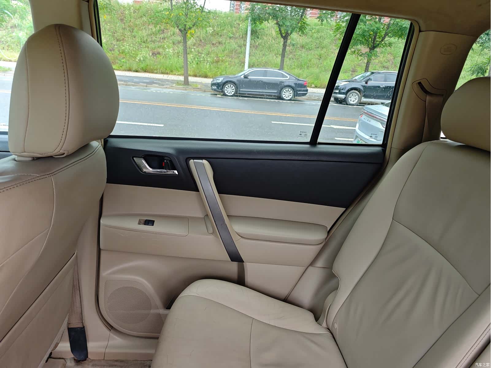 Toyota Highlander, 2011 11