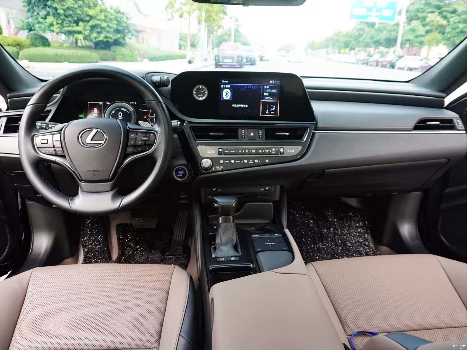 Lexus ES, 2022 9