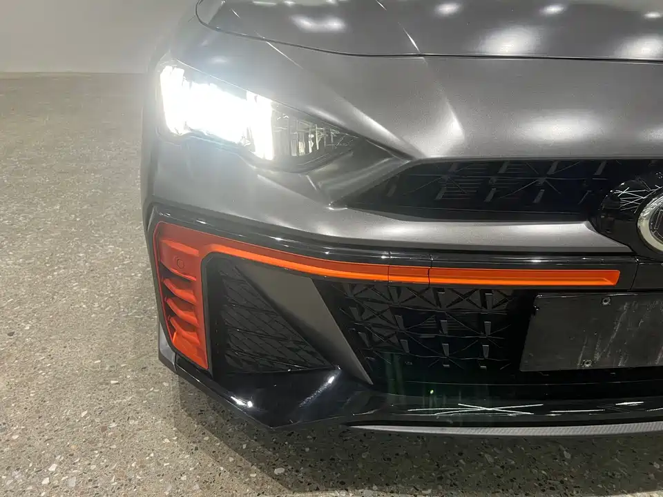 Trumpchi Shadow Leopard