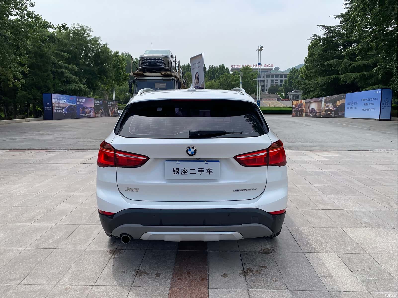 BMW X1, 2019 все фото
