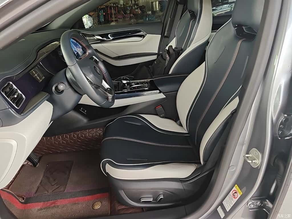 BYD Qin, 2022 15