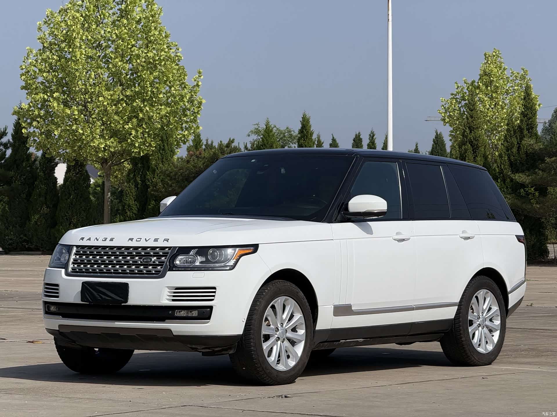 Land Rover Range Rover, 2015 1