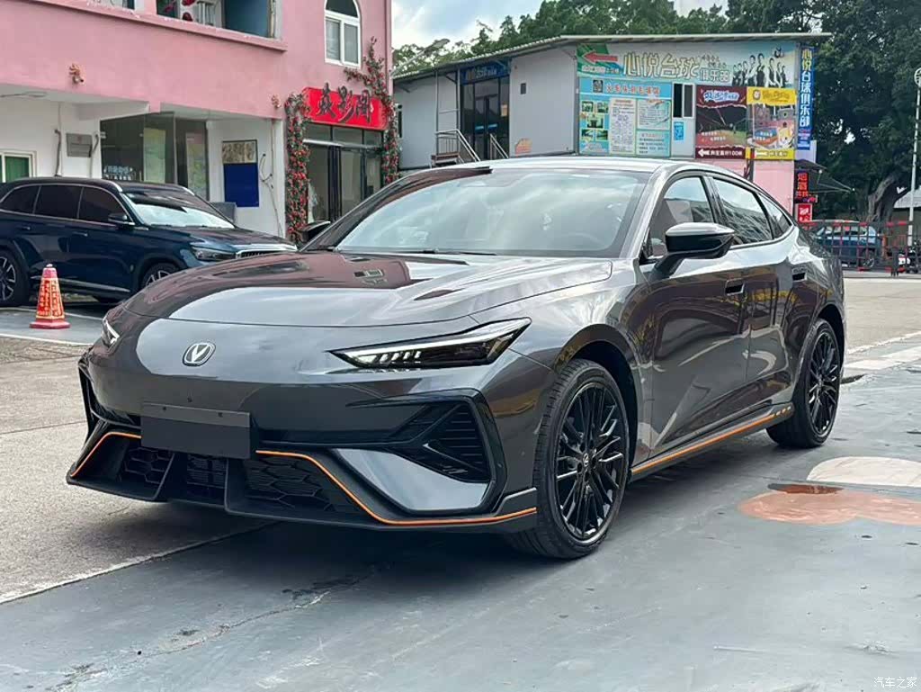 Changan UNI-V, 2026 1