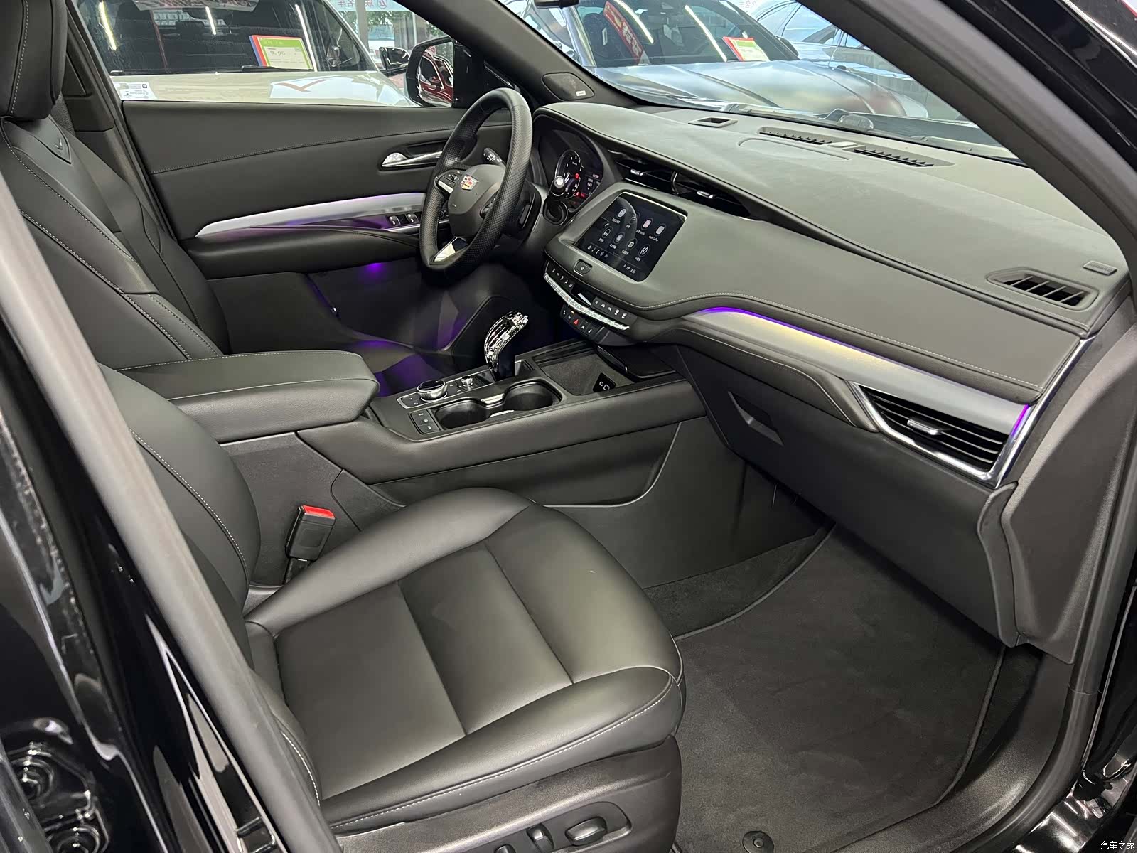 Cadillac XT4, 2023 9