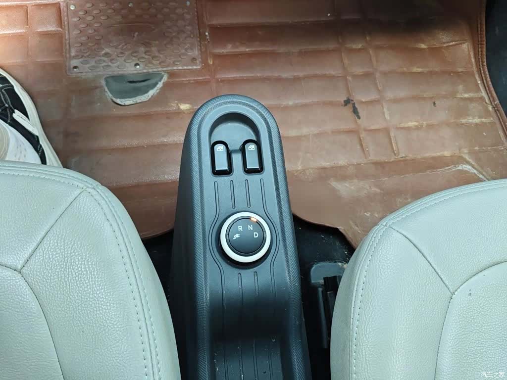 Wuling MINIEV, 2021 7