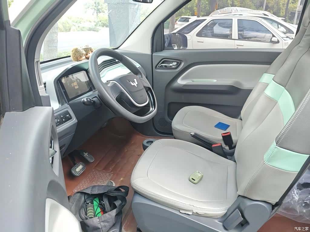 Wuling MINIEV, 2021 8