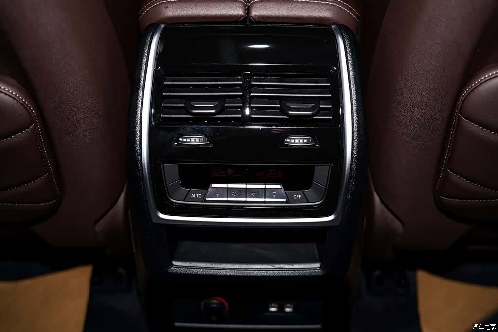 BMW X5, 2024 22