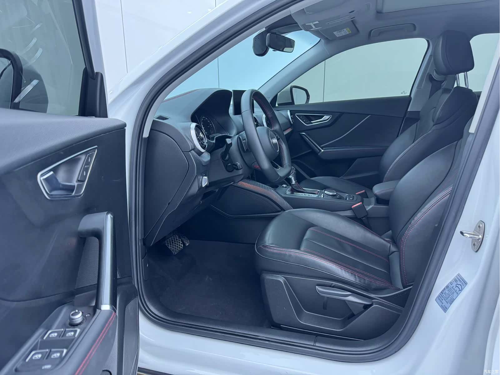 Audi Q2L, 2022 7