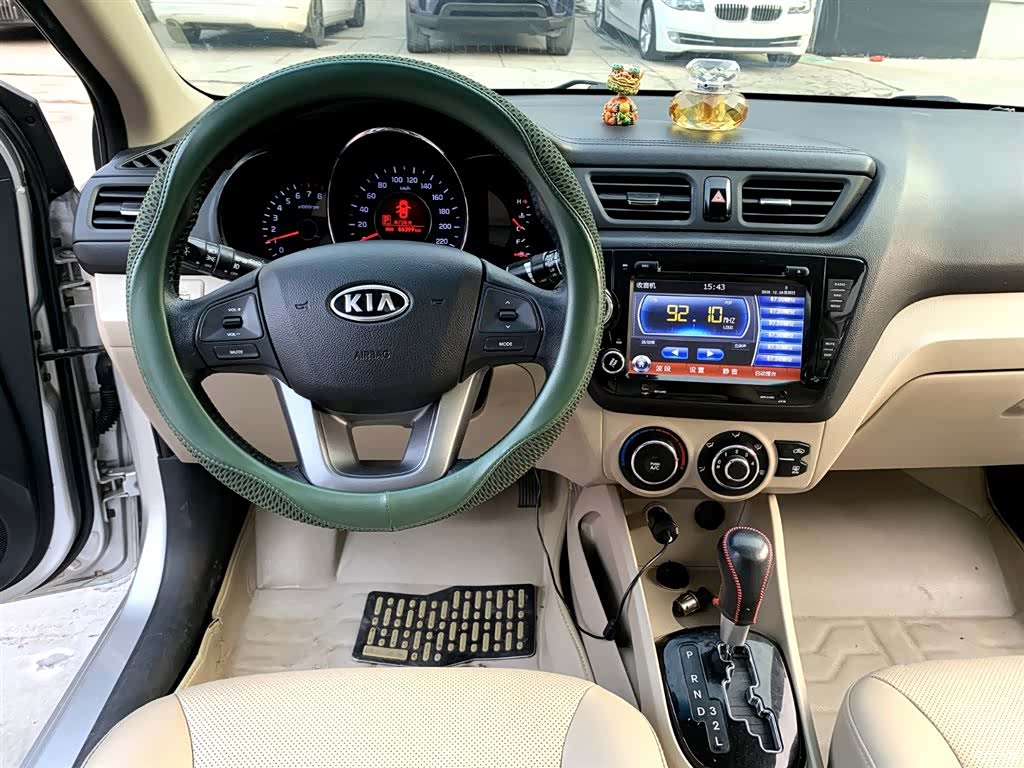 Kia K2, 2013 7