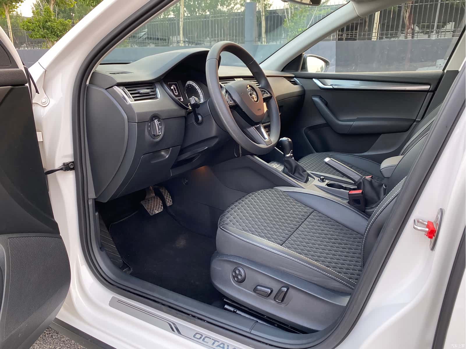 Skoda Octavia, 2020 4