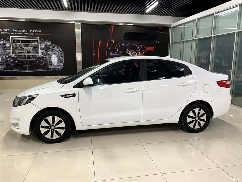Kia K2, 2012 10