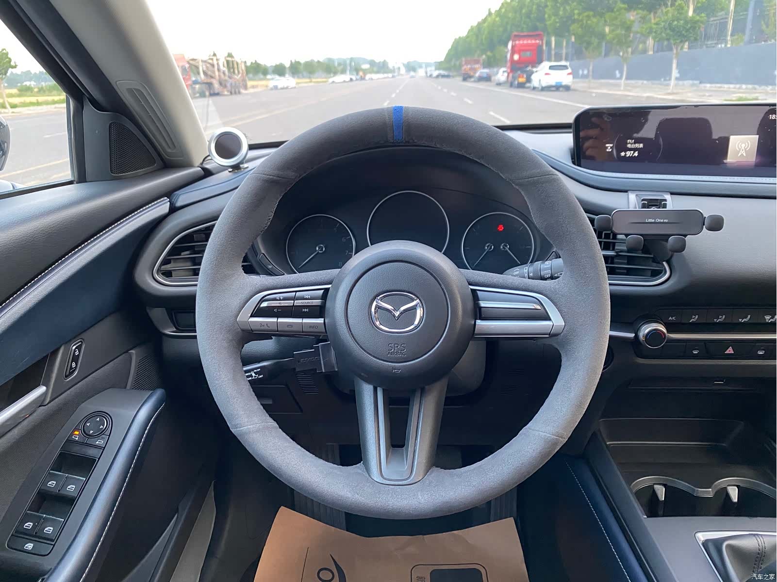 Mazda CX-30, 2024 18