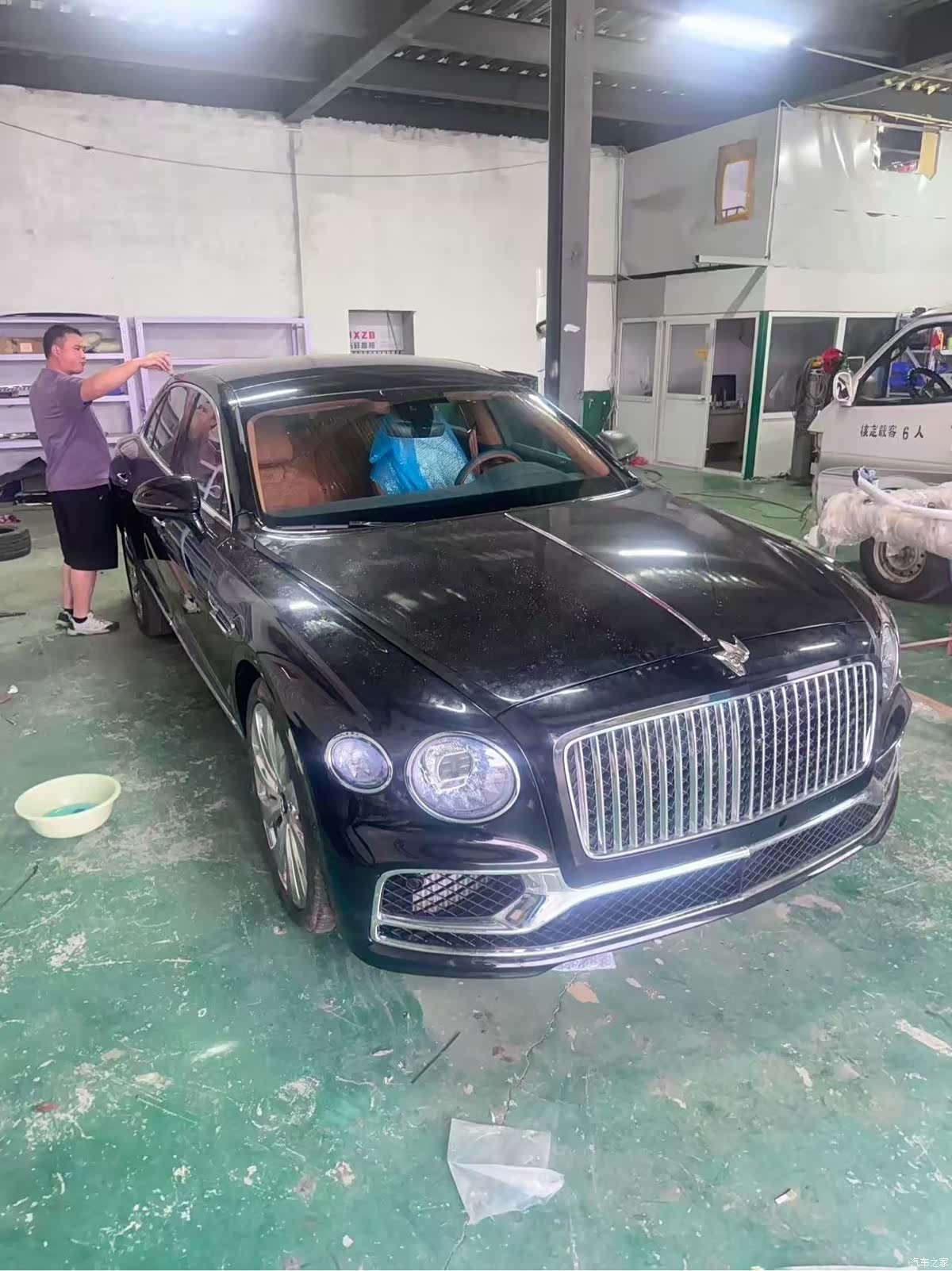 Bentley Flying Spur, 2026 2