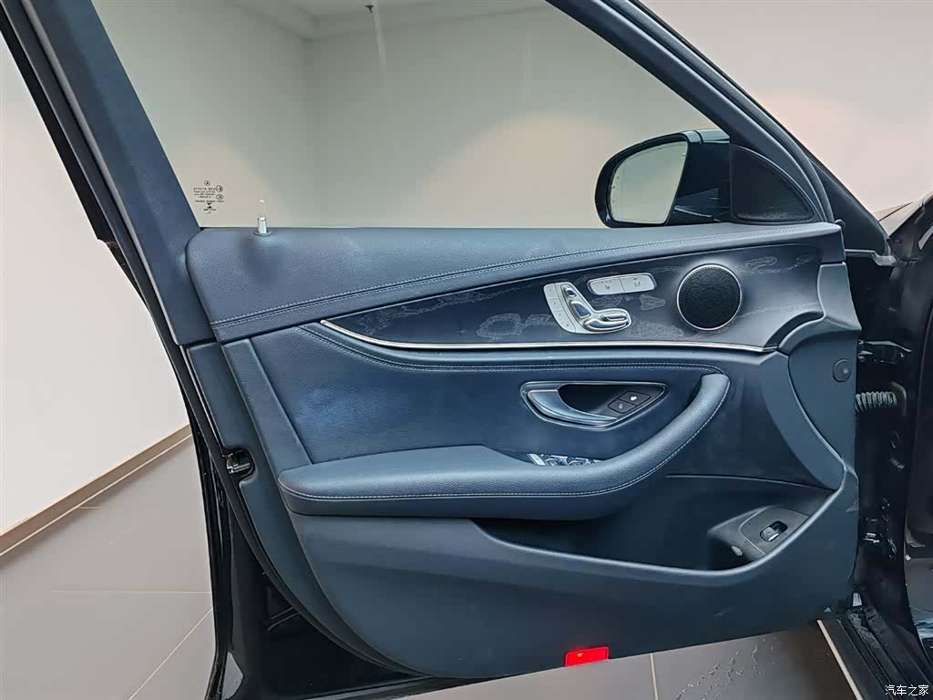 Mercedes-Benz E-Class, 2016 16