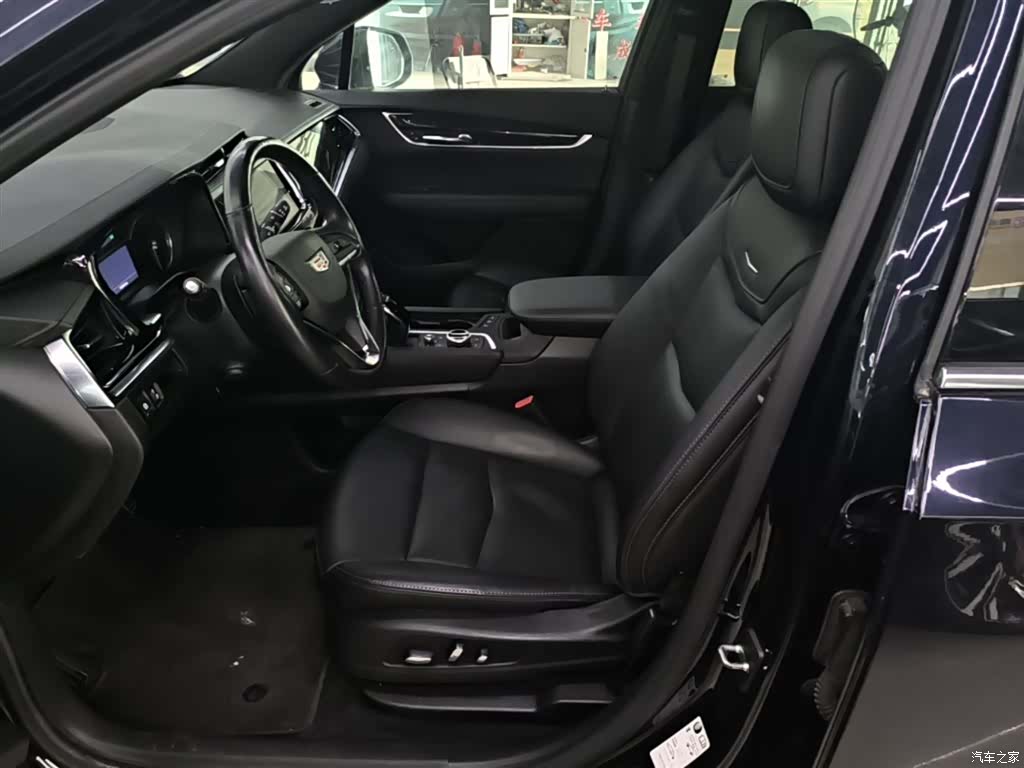 Cadillac XT6, 2022 15