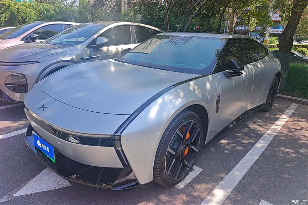 Xpeng P7