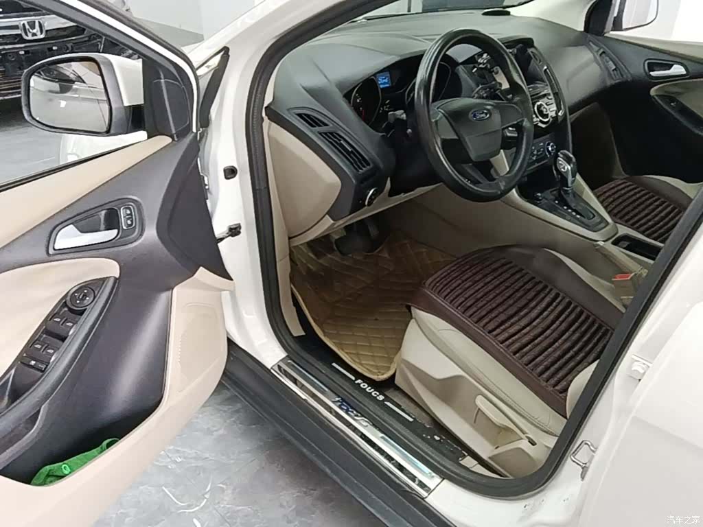 Ford Focus, 2016 16