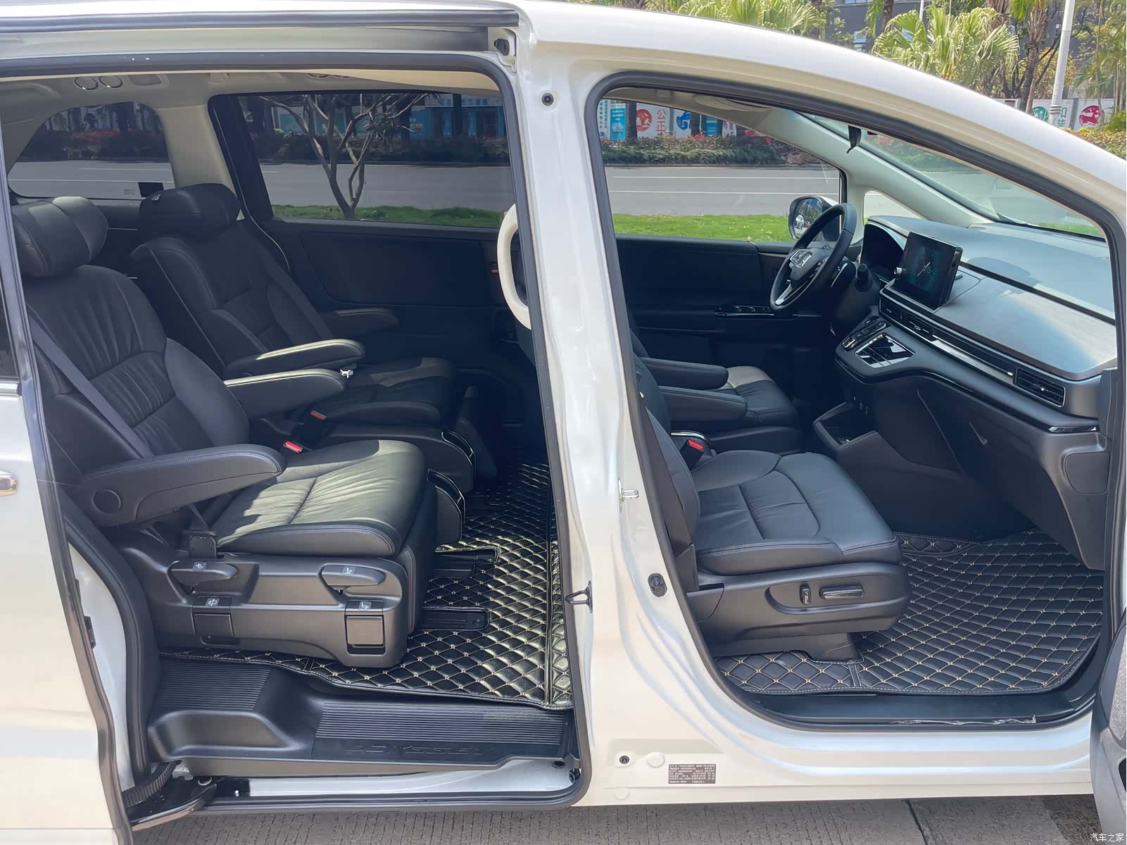 Honda Odyssey, 2023 12