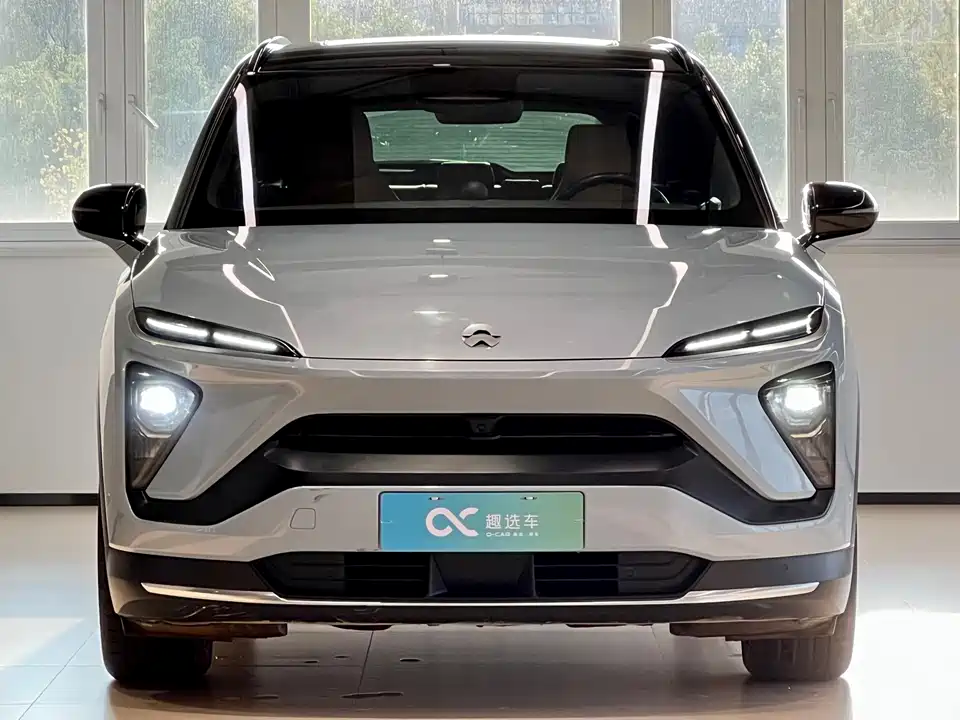NIO ES6