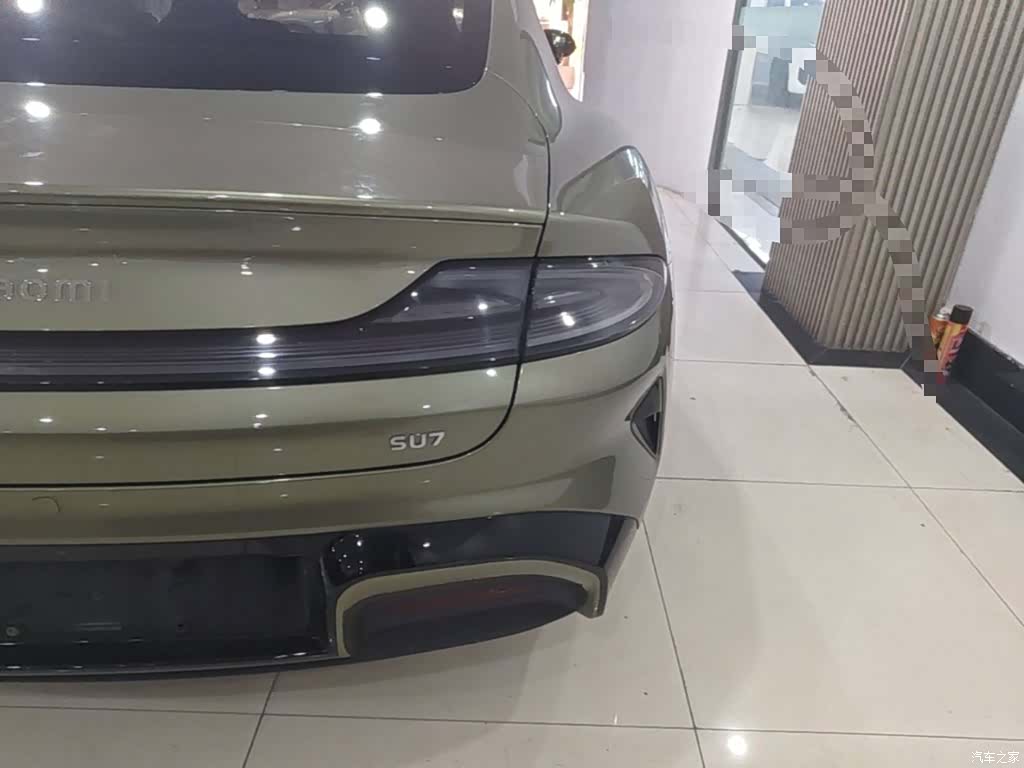 Xiaomi SU7, 2025 8