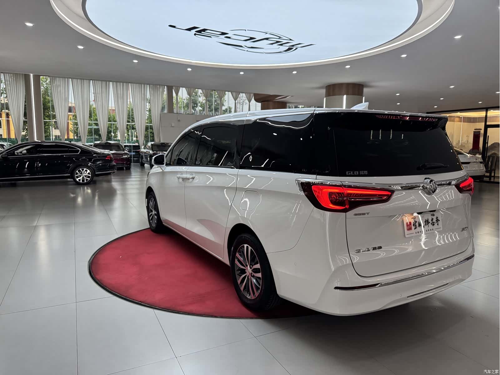 Buick GL8, 2021 7