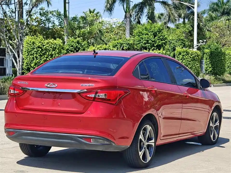 Chery Arrizo 5