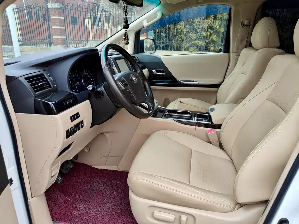 Toyota Elfa Toyota Elfa