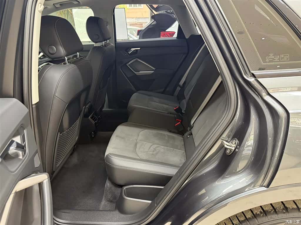 Audi Q3, 2022 18