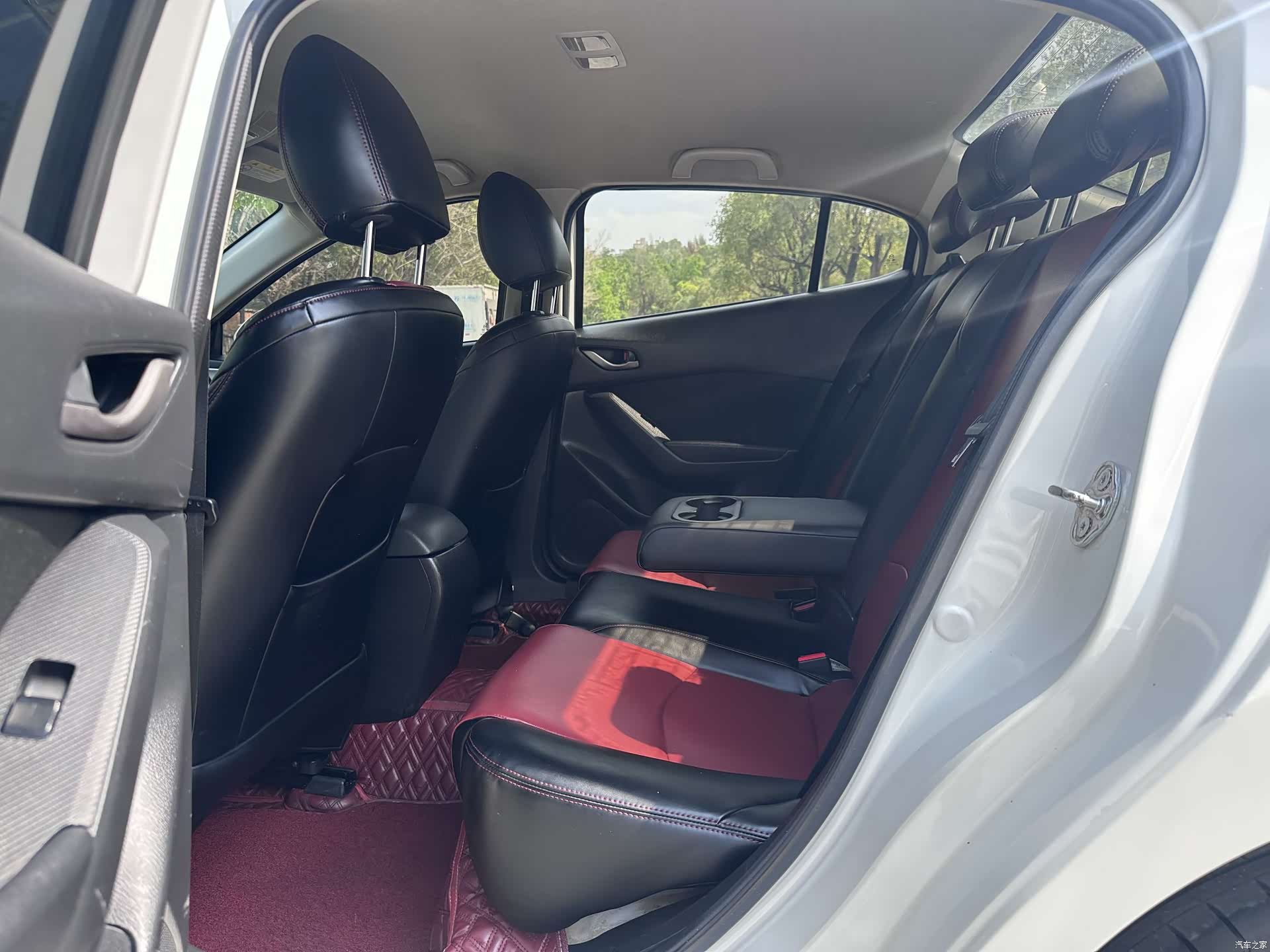 Mazda Mazda3, 2019 13