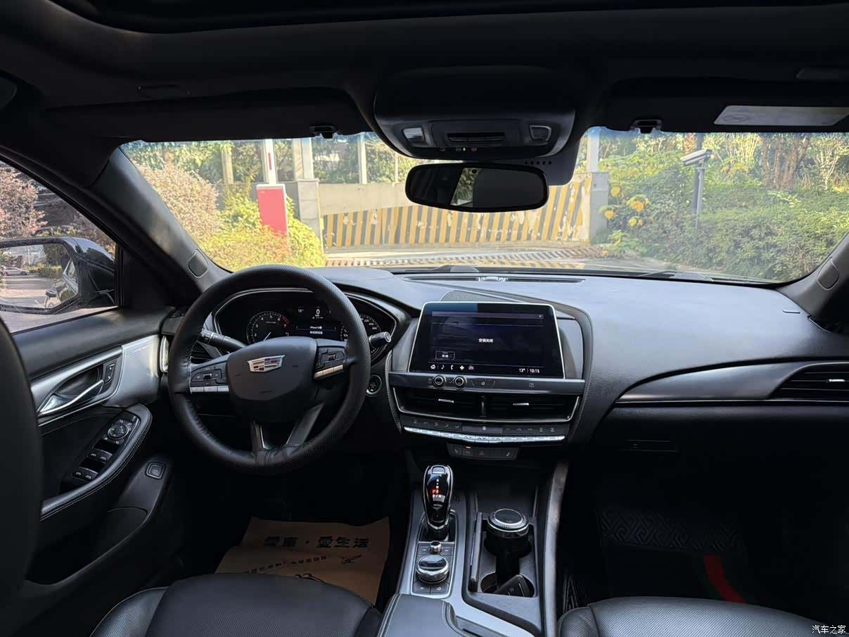 Cadillac CT5, 2021 3