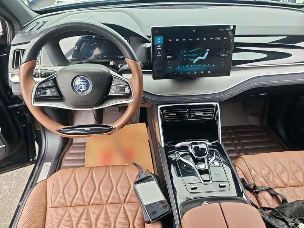 BYD Tang, 2022 10
