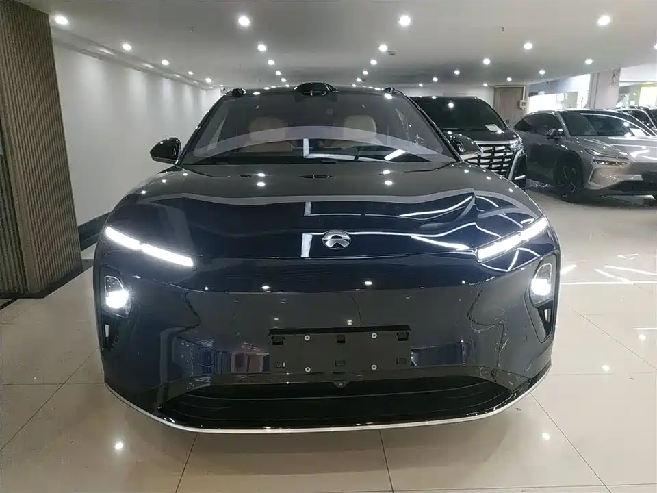 NIO ET9