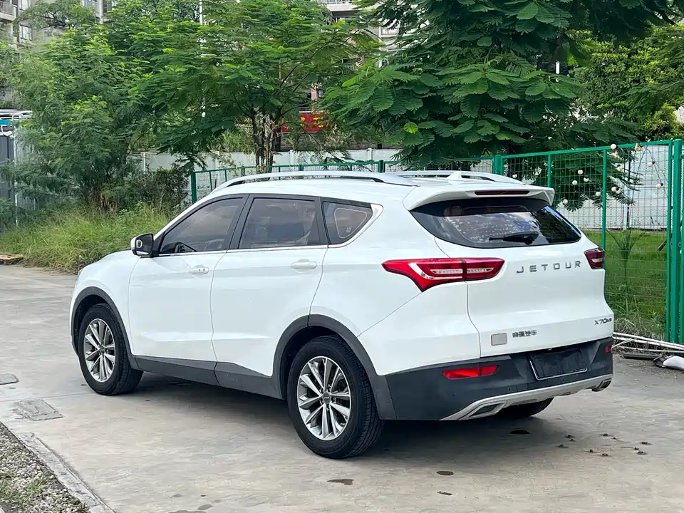 Jetour X70