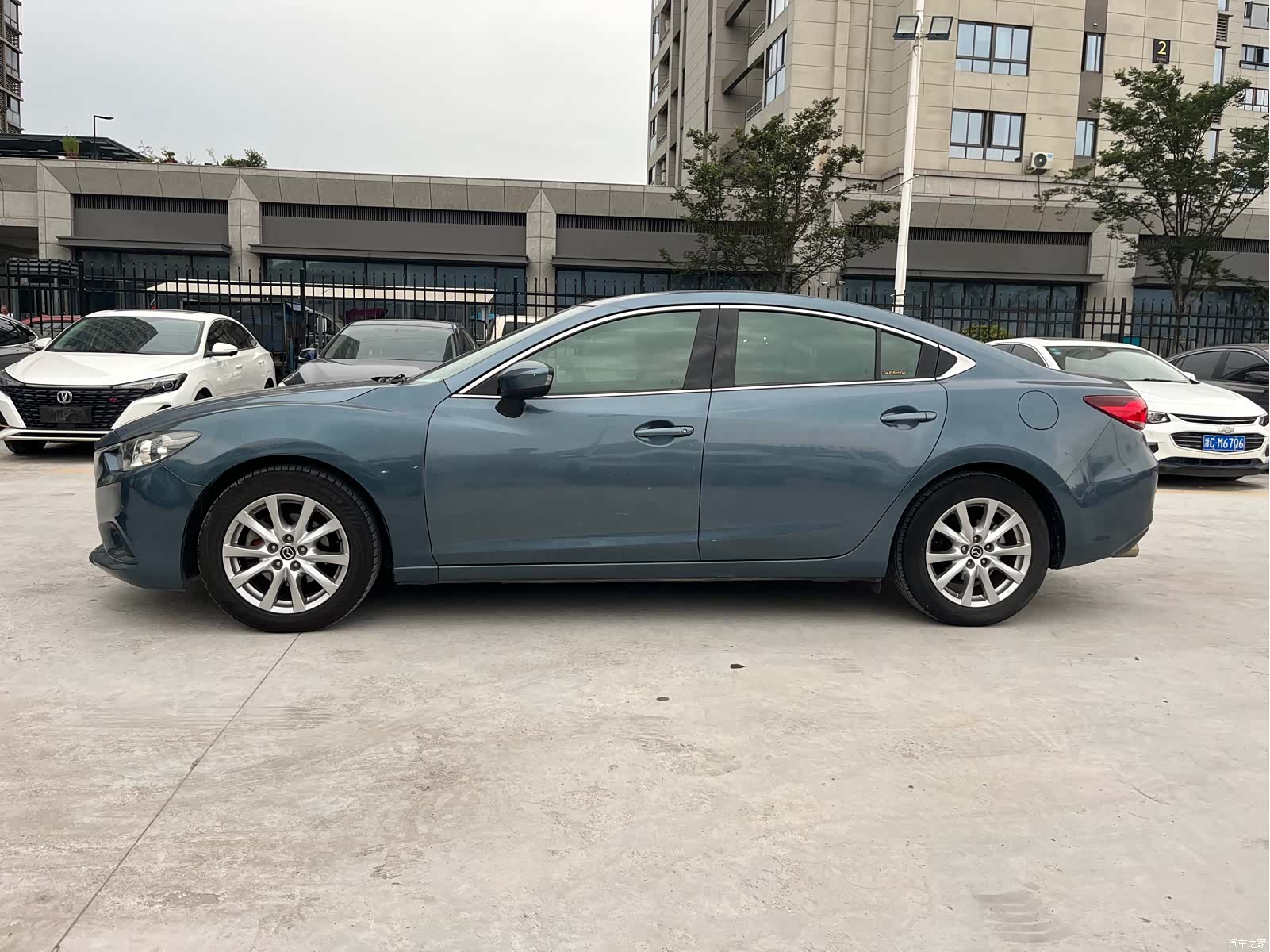 Mazda Atenza, 2016 8